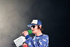 De la Lumière au Grenier – Mercredi 29 avril à 23h00: Cette semaine nous essayons de résoudre une énigme de la pop britannique